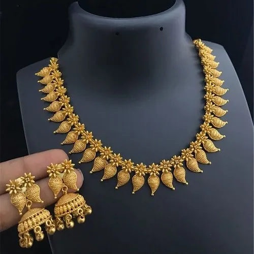 18k gold necklaces